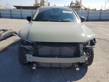 Volvo XC40 Crossover Facelifting 2.0 B5 250KM 2025 Volvo XC 40 Plus 2025 2.0 Benzyna 250KM, zdjęcie 5