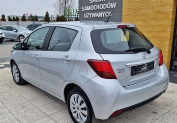 Toyota Yaris III Hatchback 5d Facelifting 1.0 VVT-i 69KM 2015 Toyota Yaris Benzyna Klima Kamera 5 Drzwi Elek..., zdjęcie 3