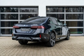 BMW Seria 5 G90-91 Sedan Plug-In 3.0 50e 489KM 2025 BMW 550 xDrive Sedan Dostępny od ręki!, zdjęcie 5