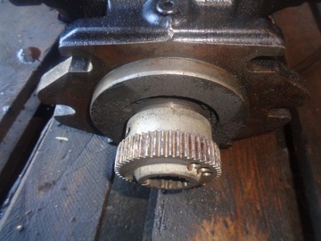 Гидравлический насос JUNGHEINRICH 51146324 /R9021549