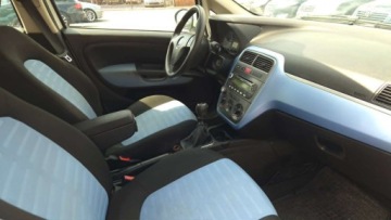 Fiat Punto Grande Punto Hatchback 5d 1.3 16V Multijet 90KM 2006 Fiat Grande Punto Ozarow Mazowiecki 1.3 diesel 2006 rok produkcji KOMIS, zdjęcie 8