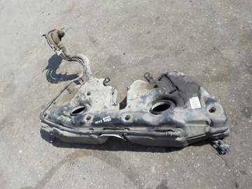 NÁDRŽ PALIVA MERCEDES W203 COUPE 2,2 CDI