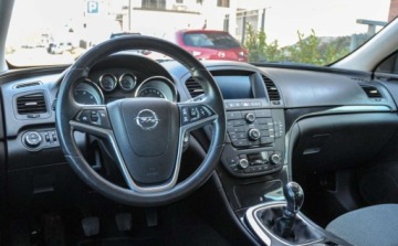 Opel Insignia I Sports Tourer 2.0 CDTI ECOTEC 130KM 2012 Opel Insignia 2,0CDTI 2012 r. 2.0 Diesel 130KM, zdjęcie 8