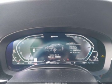 BMW Seria 5 G90-91 2023 BMW Seria 5 550e xDrive 2023 2.0l 2.0 Hybryda 181KM, zdjęcie 11