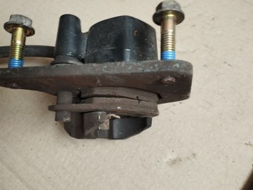 Передний тормозной суппорт Kymco super 8.