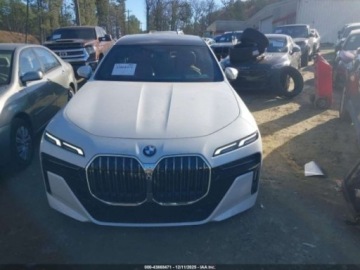 BMW Seria 7 G70 2025 BMW Seria 7 2025 BMW 7 Series 740i xDrive Sedan 3.0 Hybryda Plug-in 375KM, zdjęcie 8