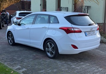 Hyundai i30 II Wagon 1.4 CVVT 100KM 2015 Hyundai i30 1,4 100KM LIFT TEMPOMAT KLIMA Chrom Bezwypadkowy SERWIS Super, zdjęcie 36