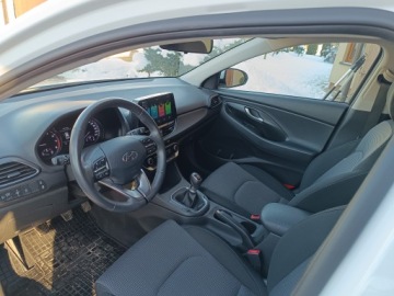 Hyundai i30 III Hatchback Facelifting 1.0 T-GDI 120KM 2023 HYUNDAI I30 1.0 T-GDI 120KM przebieg 39 tyś km LAKIER PERŁA METALIK r. 2023, zdjęcie 6