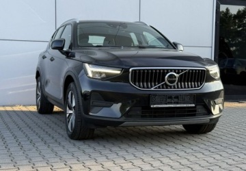 Volvo XC40 Crossover Plug-In Facelifting 1.5 T4 211KM 2022 Volvo XC 40 Plug-In T4 Navi Virtual Parktronic Tempomat FV23, zdjęcie 27