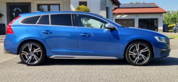 Volvo V60 I 2017 Volvo V60 2.4D PLAGIN, Automat, R-DISIGN. POLECAM !!!, zdjęcie 2