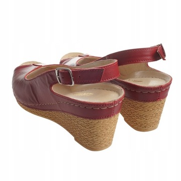 Wygodne skórzane sandały na koturnie czerwone r.41
