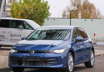 Volkswagen Golf VIII Hatchback Facelifting 1.5 TSI 116KM 2025 Volkswagen Golf Pakiet Zimowy, tapicerka ArtVelours, od reki 1.5 Benzyna, zdjęcie 7