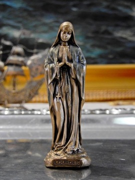 Статуэтка Богоматери Лурдской для верующих v