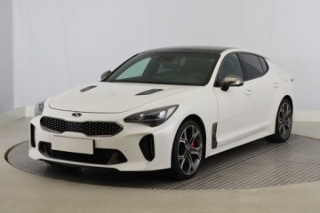 Kia Stinger Liftback 3.3 T-GDi 370KM 2018 Kia Stinger 3.3 T-GDI, Serwis ASO, 4X4, Automat, zdjęcie 1