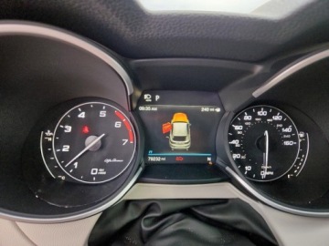 Alfa Romeo Stelvio SUV Facelifting 2.0 Turbo 280KM 2021 Alfa Romeo Stelvio Sport 2021 2.0L 2.0 Benzyna 280KM, zdjęcie 9