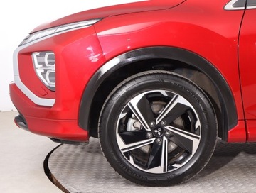 Mitsubishi Eclipse Cross SUV PHEV 2.4 188KM 2021 Mitsubishi Eclipse Cross Plug-in-Hybrid, zdjęcie 14