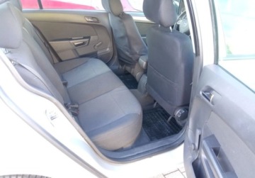 Opel Astra H Sedan 1.6 ECOTEC 115KM 2009 Opel Astra I wlasciciel 1.6 Benzyna 115KM, zdjęcie 15