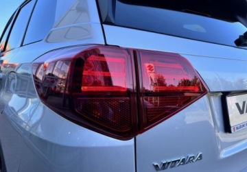 Suzuki 2025 Suzuki Vitara DEMO Premium Plus 1,4 mildHybrid 2WD 6MT Srebrny 1.4 140KM, zdjęcie 18