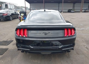 Ford Mustang VI 2021 Ford Mustang FORD MUSTANG ECOBOOST FASTBACK 2.3 Benzyna 314KM, zdjęcie 3