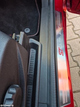 Ford Kuga II SUV Facelifting 1.5 EcoBoost 182KM 2017 Ford Kuga 1.5 EcoBoost ST-Line, zdjęcie 26