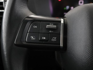 Citroen C4 III SUV 1.5 BlueHDi 110KM 2021 Citroen C4 Kamera, Navi, Aut.klima, Bluetooth, zdjęcie 31