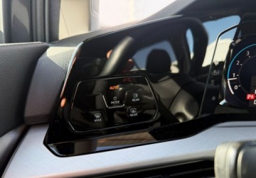 Volkswagen Golf VIII Hatchback 1.5 eTSI EVO mHEV 150KM 2024 Volkswagen Golf Variant 1.5 eTSI mHEV 150KM DSG Life Salon PL I-wszy wlasc, zdjęcie 13