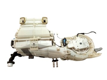 RADIÁTOR 87050-30230 LEXUS IS II (2005-2012)