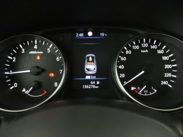 Nissan Qashqai II Crossover Facelifting 1.3 DIG-T  160KM 2019 Nissan Qashqai skóra panorama full LED navi klima, zdjęcie 21