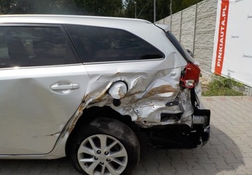 Toyota Auris II 2014 Toyota Auris Okazja 1.8 Hybryda 98KM, zdjęcie 7