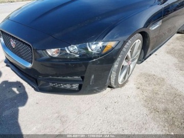 Jaguar XE Sedan 2.0 i4 240KM 2017 Jaguar XE Jaguar XE Prestige, od ubezpieczalni 2.0 Benzyna 240KM, zdjęcie 2