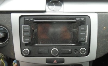 Volkswagen Passat B7 Variant 1.6 TDI CR DPF BlueMotion 105KM 2011 Volkswagen Passat 2011r, 1.6 TDI, Uszkodzony lewy bok, Pali. VAT 23 1.6, zdjęcie 10