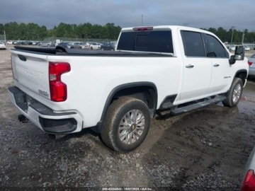 Chevrolet Silverado II 2023 Chevrolet Silverado 2023r., 6.6L, 4x4, 2500HD, Crew Cab, High Country 6.6, zdjęcie 6