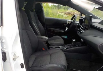 Toyota Corolla XII Hatchback Facelifting 1.8 Hybrid 140KM 2023 Toyota Corolla Lift Okazja 1.8 Hybryda 140KM, zdjęcie 17