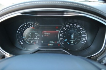 Ford Mondeo V Kombi Facelifting 2.0 EcoBlue 190KM 2020 Ford Mondeo Vignale Kombi 2,0Ecoblue 190KM A8 ASO, zdjęcie 17