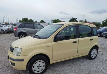 Fiat Panda II Hatchback 5d 1.2 69KM 2011 Fiat Panda Fiat Panda