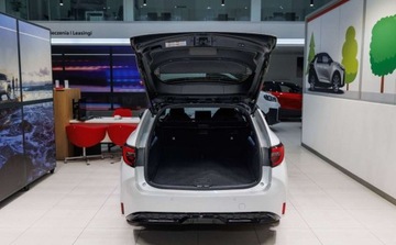 Toyota Corolla XII TS Kombi Facelifting 2.0 Hybrid Dynamic Force 196KM 2023 Toyota Corolla 2.0 Hybrid GR Sport Dynamic 2.0 Hybryda 197KM, zdjęcie 13