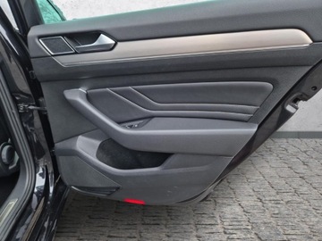 Volkswagen Passat B8 Variant Facelifting 2.0 TDI SCR 150KM 2022 Volkswagen Passat B8 Lift 2.0 TDI / 150 KM DSG Ele, zdjęcie 29