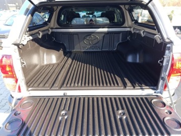 Toyota Hilux VIII Pojedyncza kabina 2.4 D-4D 150KM 2019 Toyota Hilux 2.4 D-4D Double Cab SR5 4x4 Toyota Hi, zdjęcie 11