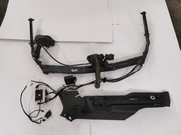 FORD FOCUS MK3 LIFT KOMBI 15- Hak holowniczy 13PIN BM5J-N19D521-DC