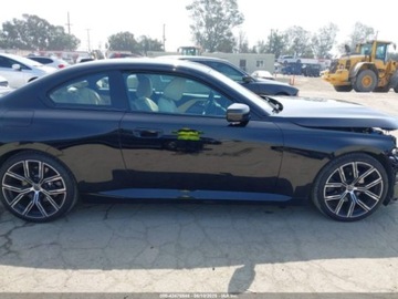 BMW Seria 2 G42-U06 2023 BMW Seria 2 230i 2023 2.0l 2.0 Benzyna 255KM, zdjęcie 6