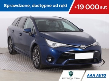 Toyota Avensis III Wagon Facelifting 2015 2.0 D-4D 143KM 2015 Toyota Avensis 2.0 D-4D, Salon Polska, Serwis ASO