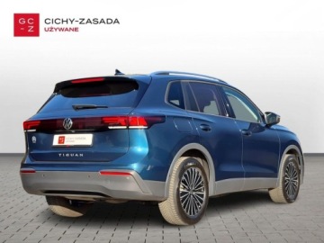 Volkswagen Tiguan II SUV Facelifting 2.0 TDI 150KM 2024 Volkswagen Tiguan Volkswagen Tiguan Life 2.0TDI 150KM DSG Hak Kamera360 18, zdjęcie 4