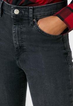Elastyczne jeansy, rurki / TOPSHOP / W:25 L:32 / XS