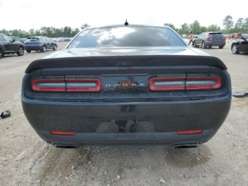 Dodge Challenger III 2021 Dodge Challenger RT Scat Pack 2021 6.4l 6.4 Benzyna 485KM, zdjęcie 2