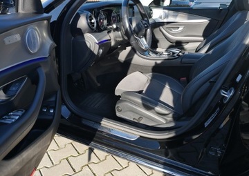 Mercedes Klasa E W213 Limuzyna Plug-in Facelifting 2.0 300e 320KM 2020 Mercedes E300e 320 koni Sedan Burmester Szyber Webasto Kamera Avantgarde, zdjęcie 12