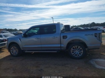 Ford 2024 Ford F150 Xlt 2024 5.0 Benzyna 400KM, zdjęcie 2