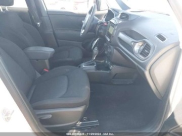 Jeep Renegade 2023 Jeep Renegade 2023r., 4x4, 1.3L 1.3 Benzyna 177KM, zdjęcie 8