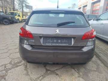 Peugeot 308 II Hatchback 5d 1.2 PureTech 130KM 2016 Peugeot 308 stan idealny, zdjęcie 3