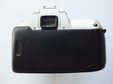 Nikon F 50 + Nikon AF Nikkor 35-80 мм 1:4-5.6D - рабочий