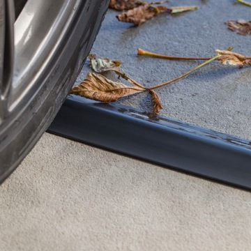 Гаражный уплотнитель, порог для ворот SGD03, 1 метр.